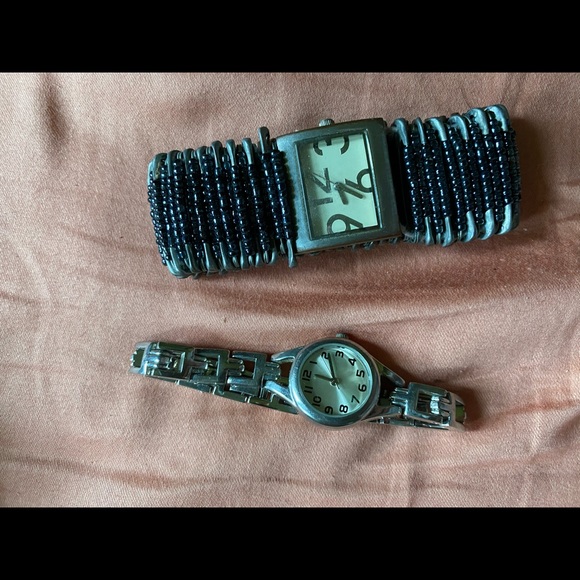 Bracelet Set! - Picture 2 of 5